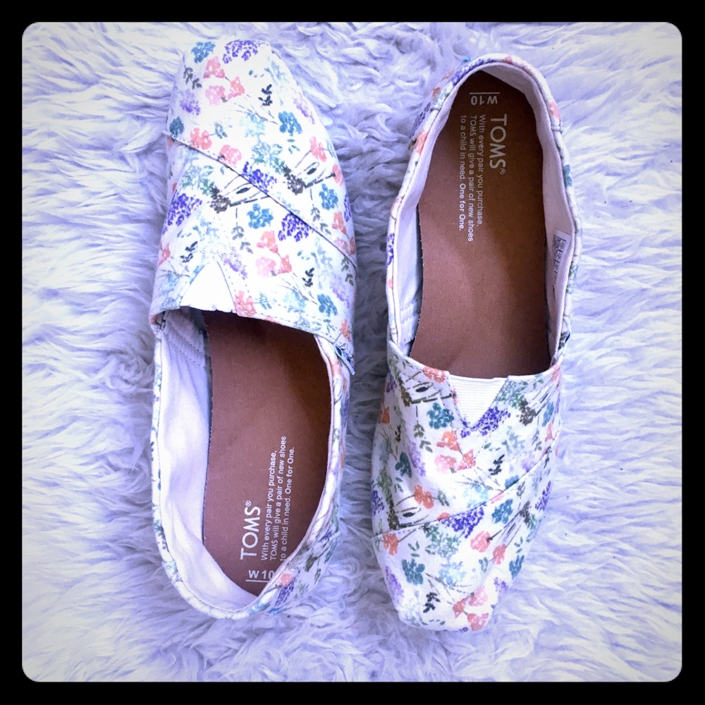 Toms Canvas SlipOns Ladies Sz 10